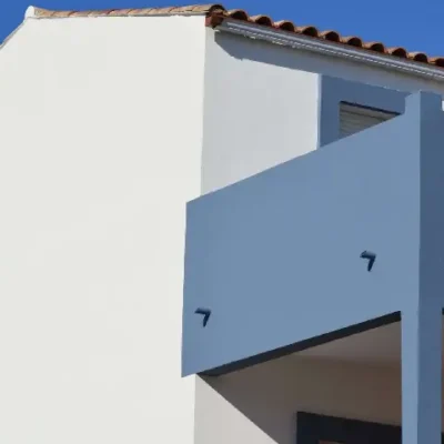 Gallery Slide